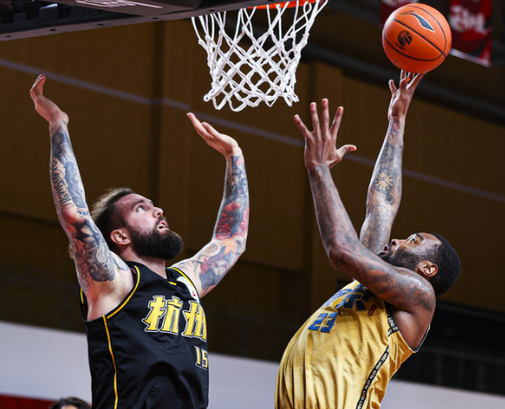 布莱顿内部会议纪要流出：转会期内部沟通，CBA季后赛使命明确，球队文化再被提及 