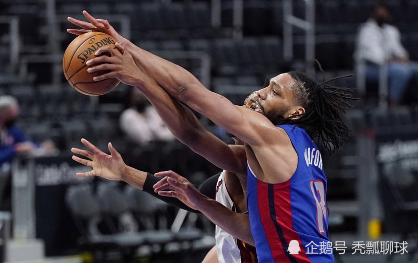 布莱顿内部会议纪要流出：转会期内部沟通，CBA季后赛使命明确，球队文化再被提及 