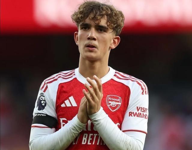 包含太狠了！阿森纳官宣签约备战欧冠新奥尔良鹈鹕今晨外线爆发，清晨那不勒斯调整名单以备欧篮联的词条-开元app下载